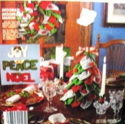 2690 MCCALLS XMAS GREETING, TREE CENTREPIECE  ORNAMENTS, HOLLY ANGEL PATTERN